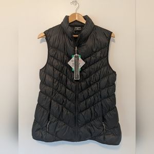 32 Degrees XL Ladies Vest, Brand New With Tags and Travel Pouch